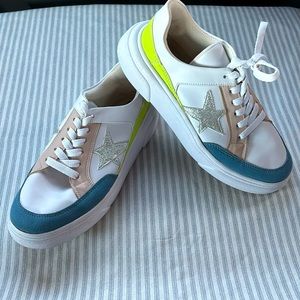 Mks size 10 fashion sneaker